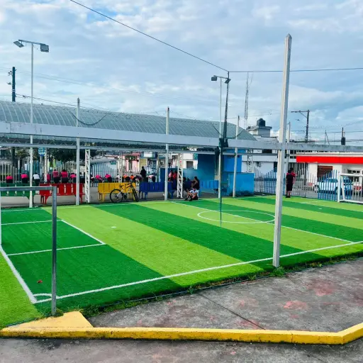 Cancha sintética San Rafael se consolida como punto deportivo comunitario en La Concordia