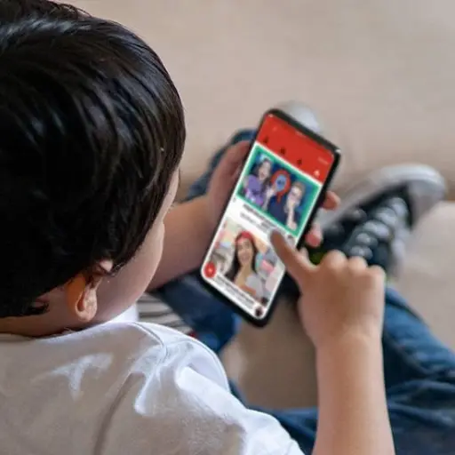 Indonesia prohíbe el acceso a las redes sociales para los menores de 16 años