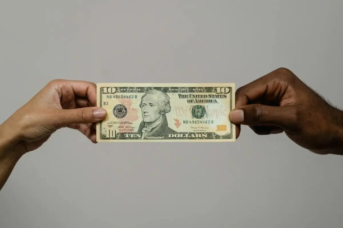 Deudores de bancos en Ecuador: ¿Qué es el anatocismo?