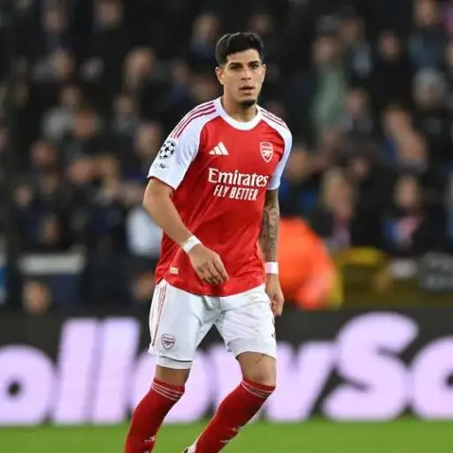 El giro inesperado que llevó a Hincapié a ser protagonista en la clasificación del Arsenal