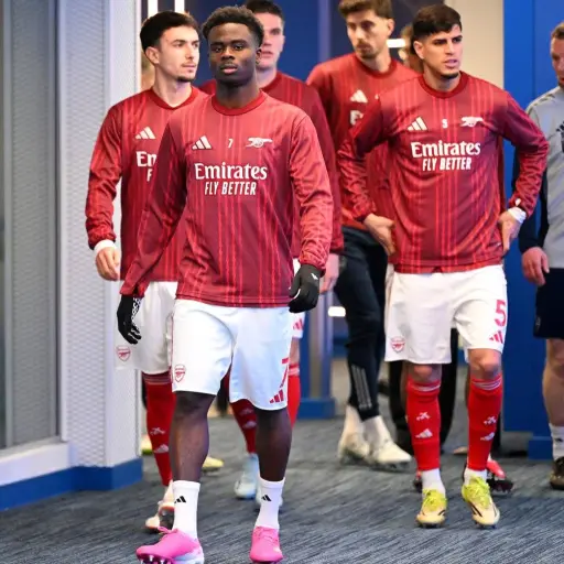 Arsenal vence 0-1 a Brighton con Piero Hincapié y amplía liderazgo en Premier League  