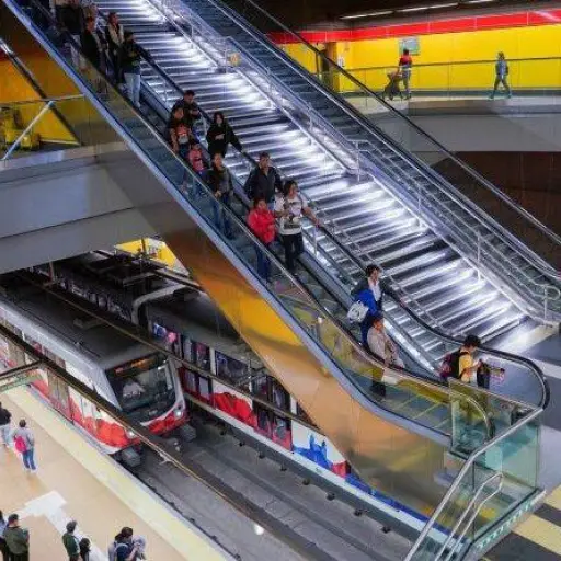 Metro de Quito, único finalista latinoamericano en premio internacional de limpieza