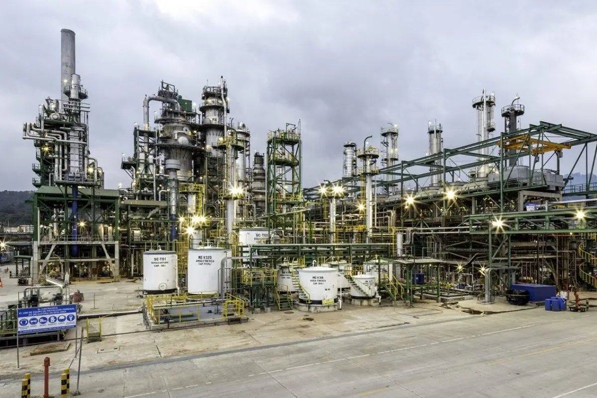 Refinería de Esmeraldas en emergencia tras incendio en unidad Sevia 1 el 1 de marzo de 2025