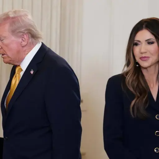 Trump cesa a la secretaria de Seguridad Nacional tras el polémico operativo del ICE en Minneapolis