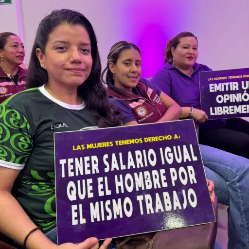 Concejala Lady García participa en el lanzamiento de la Agenda 8M para promover derechos de las mujeres, en Manta
