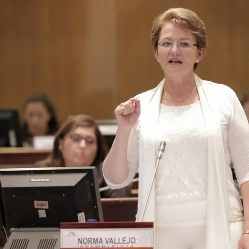 Exasambleísta Norma Vallejo pide perdón ante el Pleno de la Asamblea tras sentencia por concusión