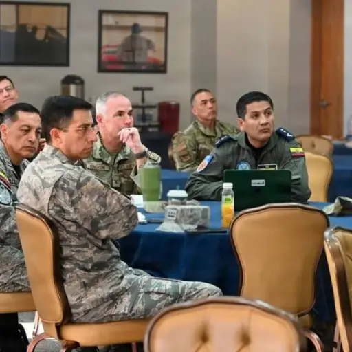 Ecuador y Estados Unidos refuerzan su cooperación bilateral en defensa y lucha contra el narcotráfico