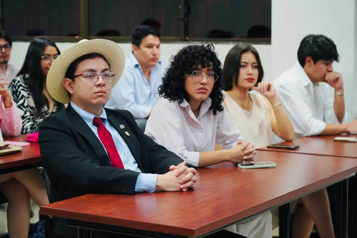 La asamblea nacional de FEUPE reunió a estudiantes universitarios para impulsar la transformación nacional., El Diario