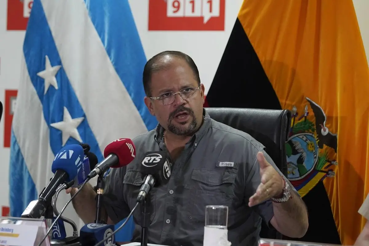 John Reimberg, ministro del Interior, se pronunció sobre el toque de queda., API