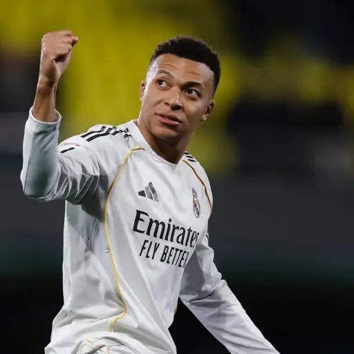 Real Madrid anuncia diagnóstico de esguince en Mbappé tras pruebas con especialistas franceses  
