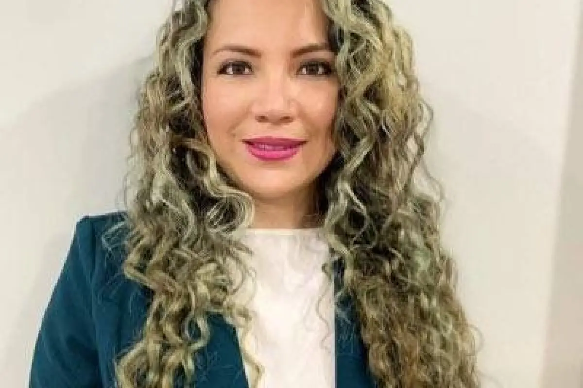 Priscila Schettini acusa a Niels Olsen ante TCE por impedir su incorporación a la Asamblea Nacional, X: @PrisSchettini.