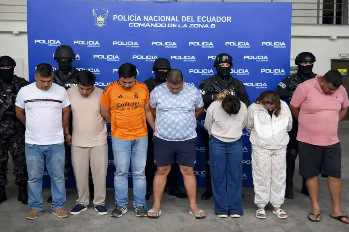 Los detenidos fueron trasladados al aeropolicial de la Zona 8., Policía Nacional.