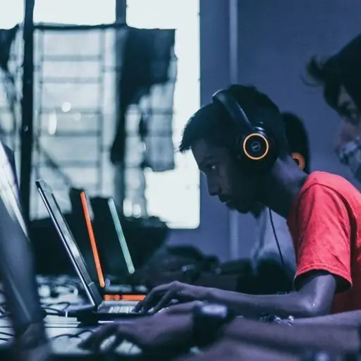 El sector musical proyecta una caída de ingresos del 24% para 2028 debido a la inteligencia artificial