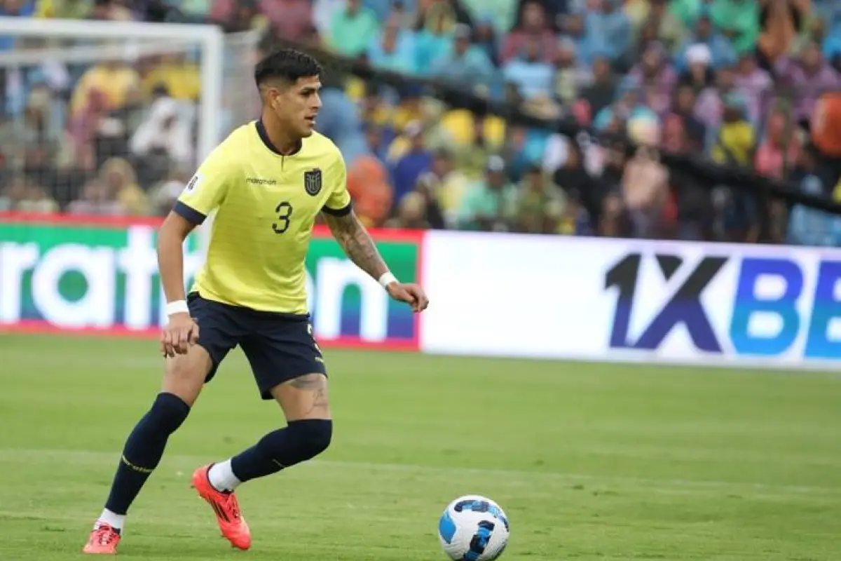 Piero Hincapié es un defensor zurdo de la selección de Ecuador