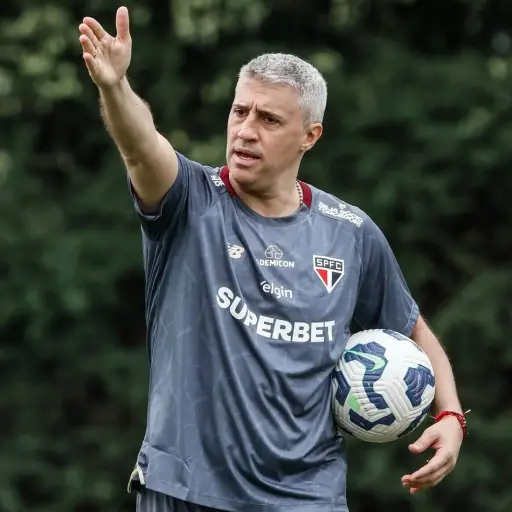 Sao Paulo, de Robert Arboleda, destituye a Hernán Crespo y su cuerpo técnico tras segunda etapa en el club  