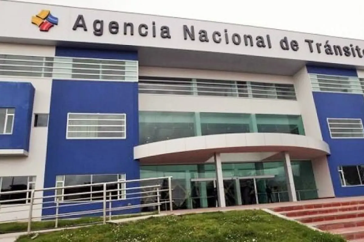 Tarifario de servicios de la ANT 2026 Ecuador: nuevos precios de trámites de tránsito