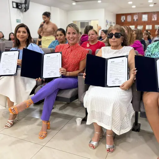 Manta reconoce legado femenino con “Legado de Mujeres” en sesión por el Día Internacional
