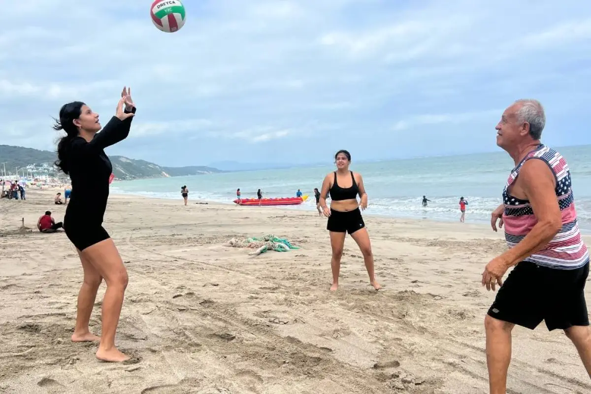 Feriado de Semana Santa en Ecuador: El IVA se reduce al 8 %, según decreto del Presidente Daniel Noboa.