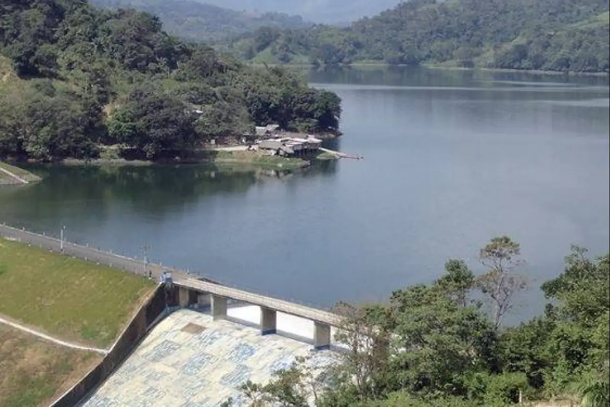 Millonaria inversión olvidada: las hidroeléctricas que podrían generar energía en Manabí, redes sociales