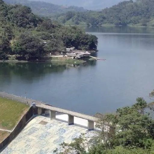 Millonaria inversión olvidada: las hidroeléctricas que podrían generar energía en Manabí