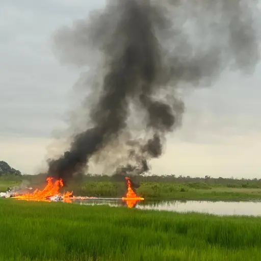 VIDEO | Choque de dos avionetas en Puebloviejo, provincia de Los Ríos, habría dejado un muerto y personas heridas
