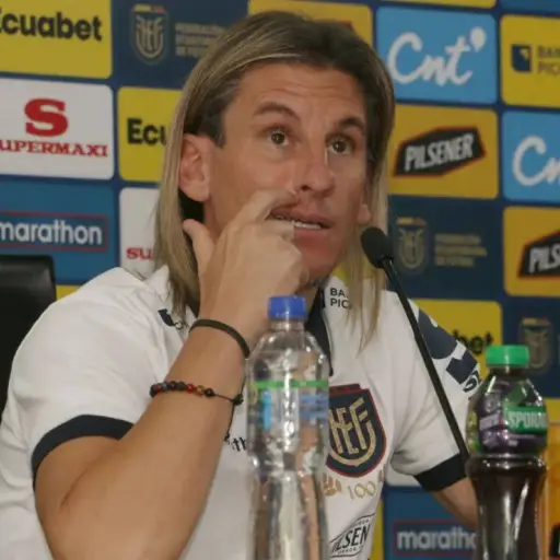 Beccacece evalúa la participación de Denil Castillo y lamenta baja de Mercado antes del duelo ante Marruecos
