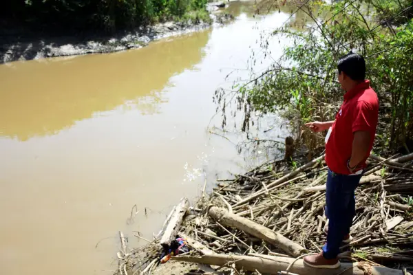 En invierno los sedimentos se acumulan más a lo largo del río Portoviejo. ,El Diario