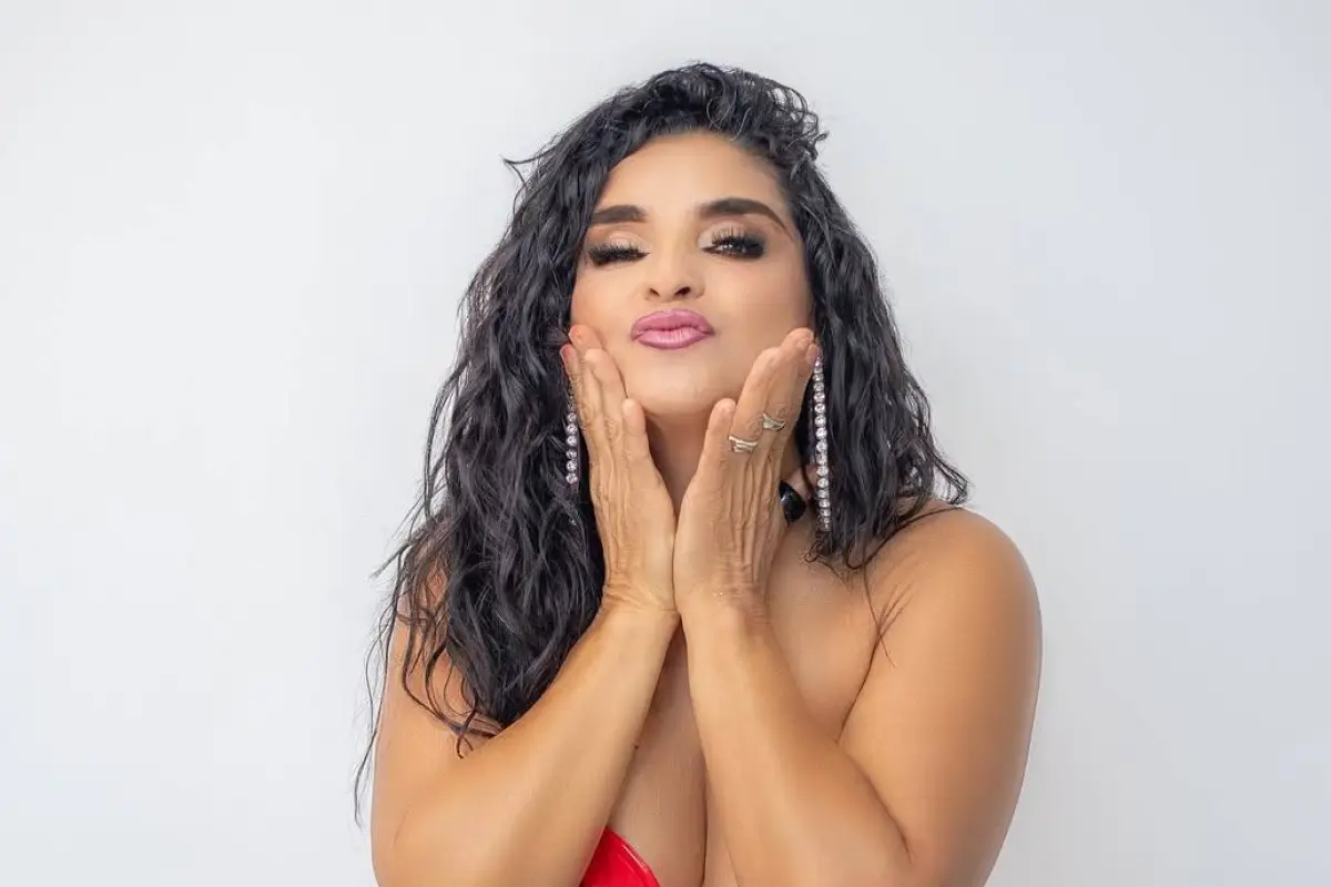 Paola Farías 