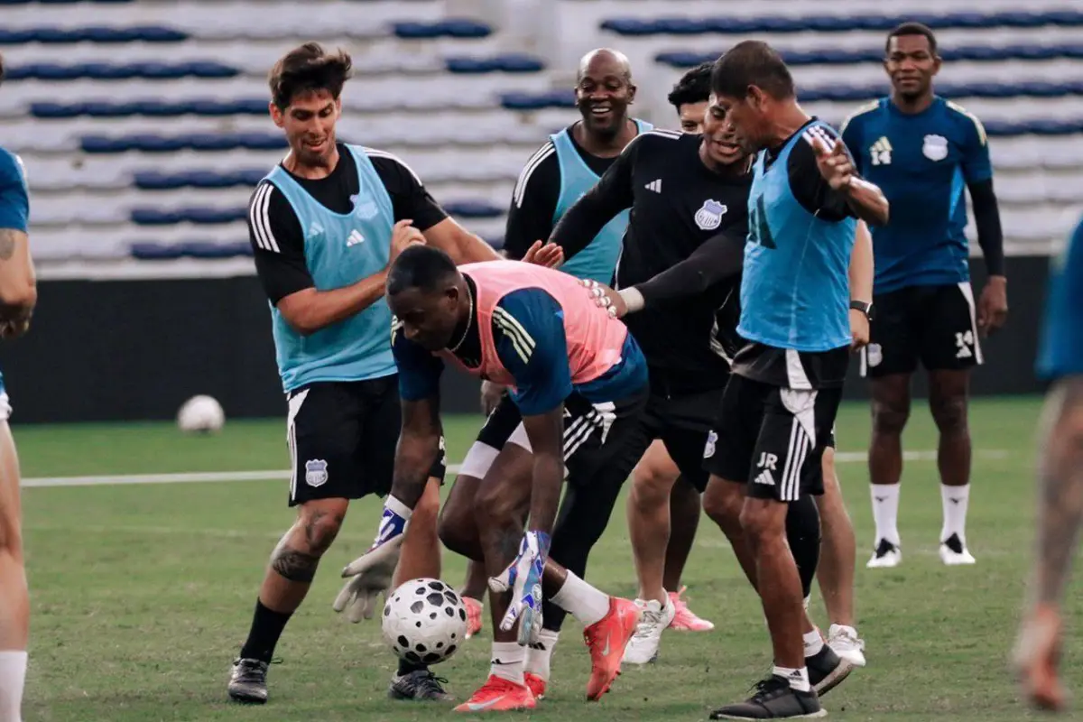 Emelec perdió ante Mushuc Runa 2-0 el domingo., Emelec