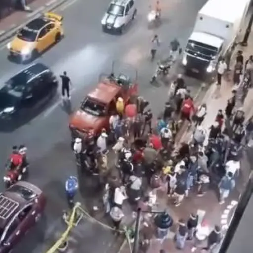 Violencia en Guayaquil: balacera deja un muerto y descubren explosivo en centro comercial