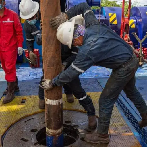 Petróleo ecuatoriano registra su precio más alto en tres años ante la inestabilidad por el confilcto en Irán