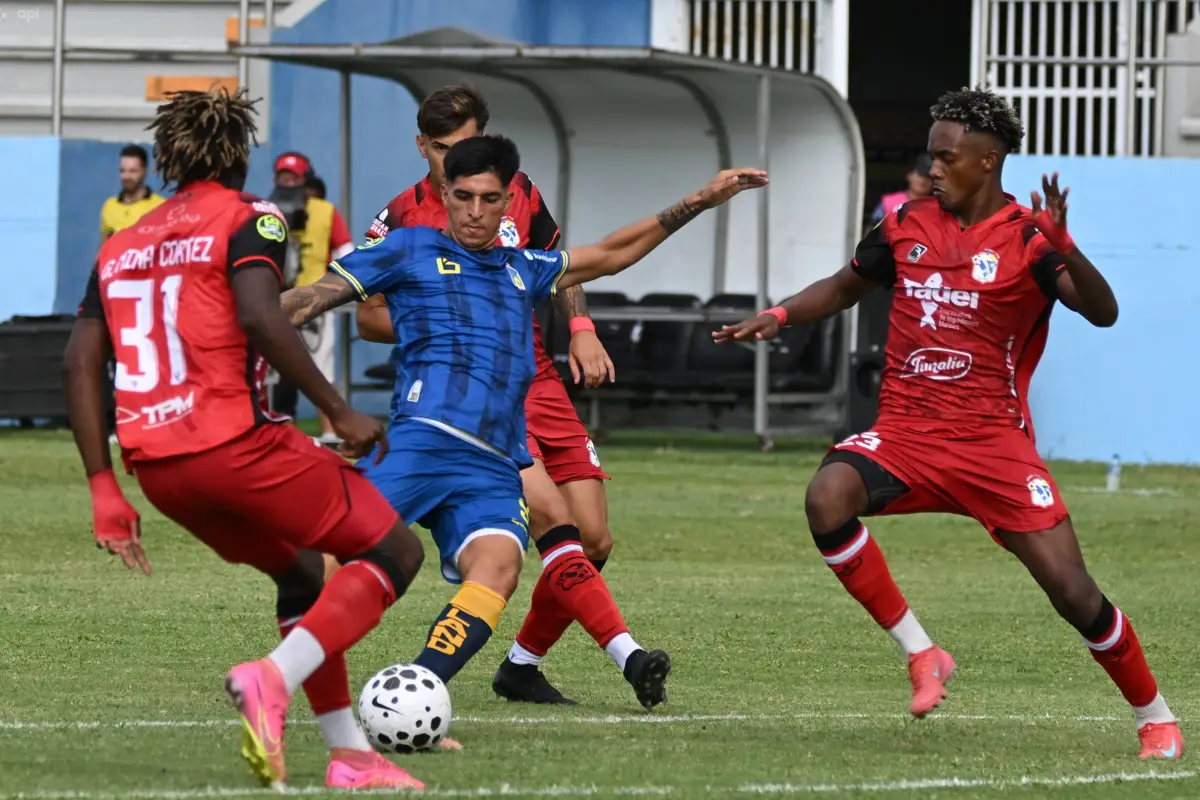 Manta FC denuncia a Delfín ante LigaPro, API