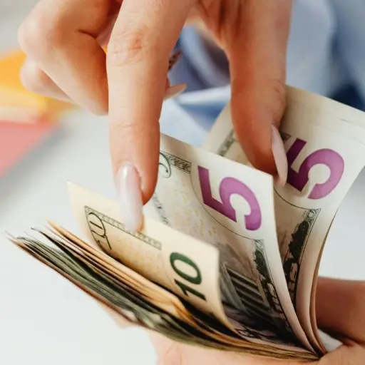 Usuarios de bancos en Ecuador: Así puedes conocer tu calificación crediticia en el sector financiero