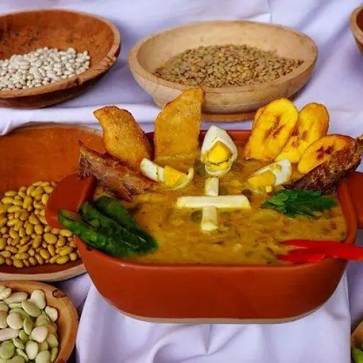 Música sacra, gastronomía y tradiciones marcan la Semana Santa en Quito
