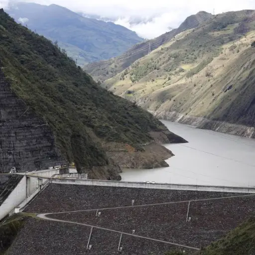 Ecuador enfrenta déficit eléctrico, pero ¿por qué el Gobierno asegura que no habrá apagones?