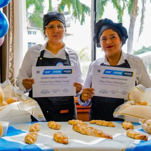 Más de 560 ciudadanos culminan talleres gastronómicos impulsados por EP DASE en Guayaquil