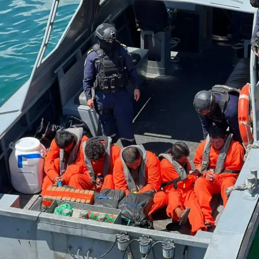 Ecuador incauta casi 3 toneladas de droga en 24 horas
