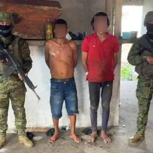 Capturan a presuntos miembros de “Los Lobos” durante operativo en Los Ríos