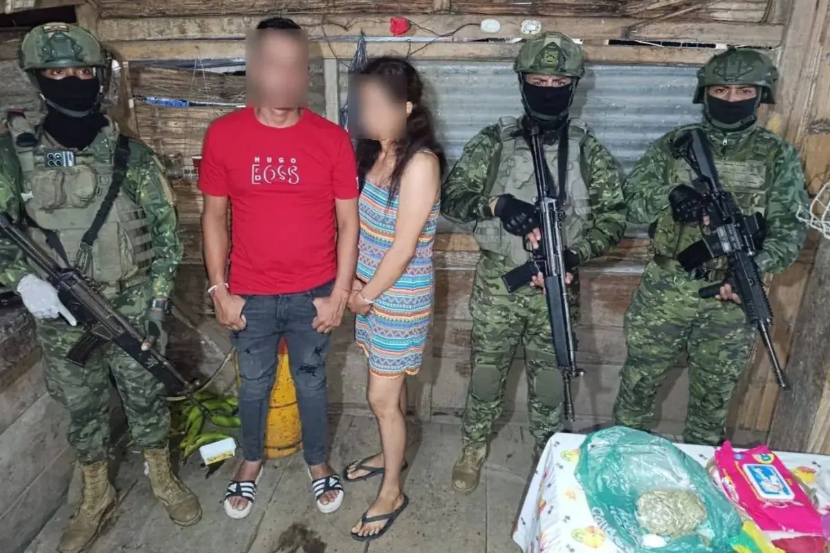 Operativo militar en El Carmen terminó con dos detenidos y droga incautada en una vivienda
