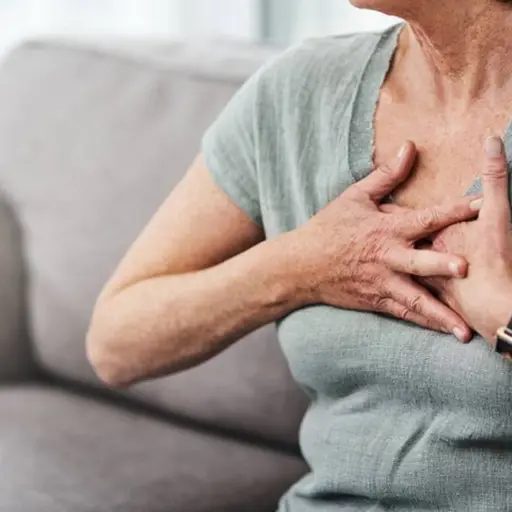 Expertos alertan sobre diagnóstico tardío de enfermedades cardiovasculares en mujeres