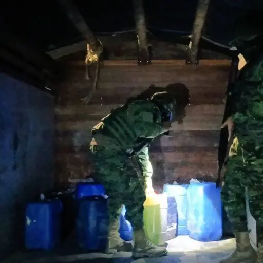 Incautan galones de combustible destinado al contrabando tras operativo en Pastaza 