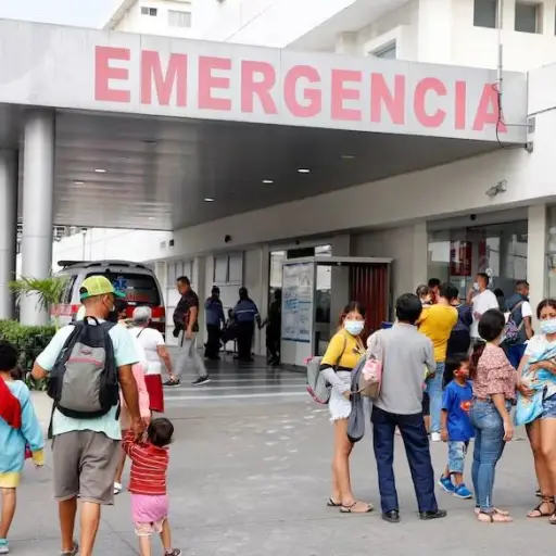 Ecuador analiza replicar modelo de salud español con enfoque en inversión y gestión pública