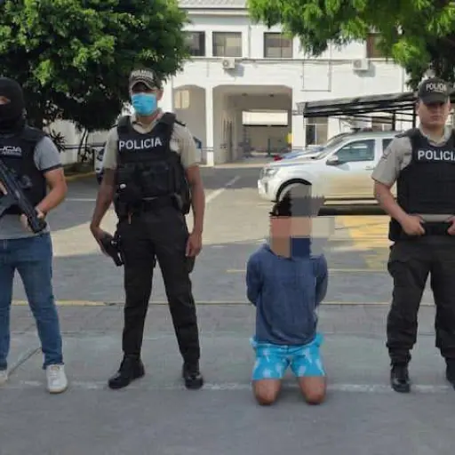 Hombre detenido en Manta es acusado de tres delitos: robo, extorsión y secuestro