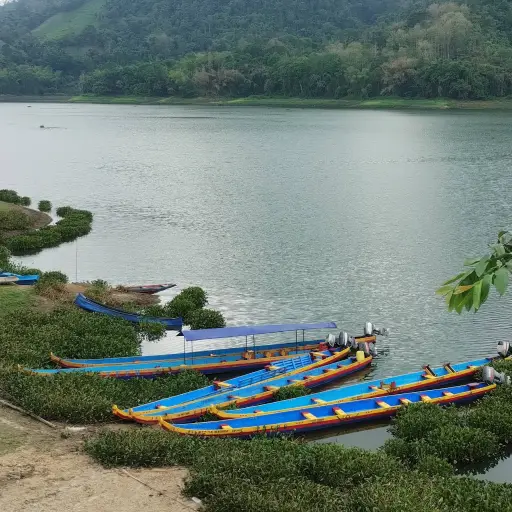 Poza Honda baja más de lo esperado: lluvias irregulares generan alerta