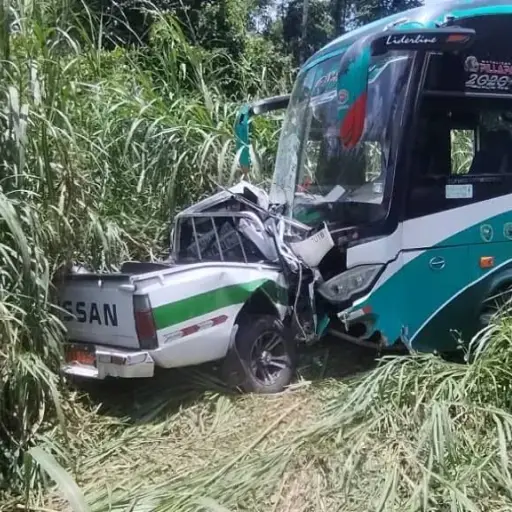 Tragedia en Orellana: cinco funcionarios del INEC mueren en siniestro vial en la vía Loreto-Coca