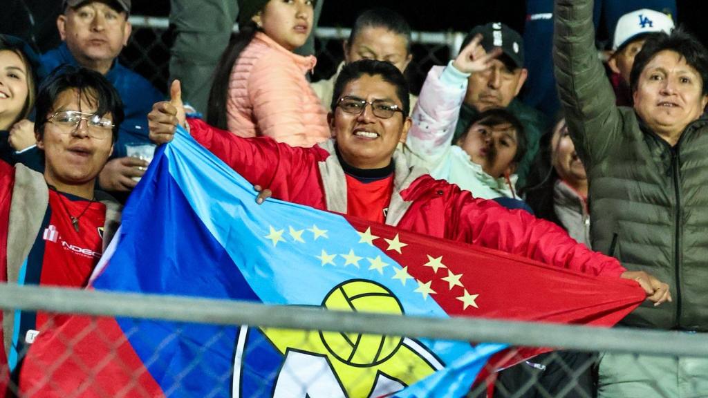 ¡El Nacional en Crisis Total! Hinchas al Límite, Jugadores Atacados
