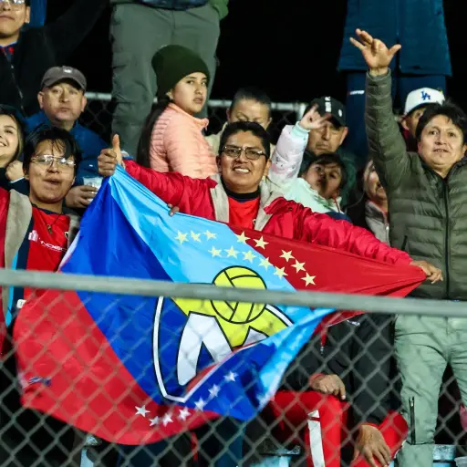 Aficionados increpan a jugadores de El Nacional tras derrota ante Independiente Juniors