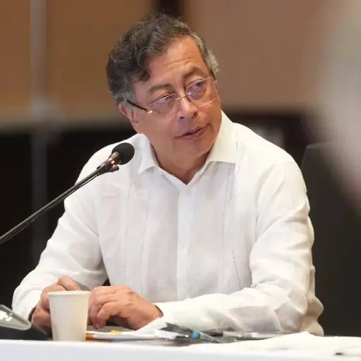 Investigación señala que la DEA considera al presidente de Colombia, Gustavo Petro, como “objetivo prioritario”