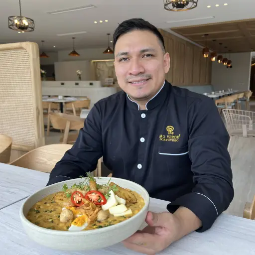 La fanesca integra 12 granos, bacalao y técnicas ancestrales que se mantienen vigentes en la cocina ecuatoriana durante la Semana Santa