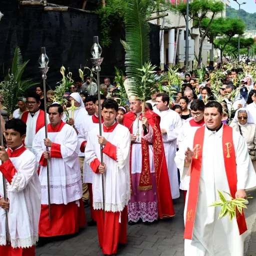 Fieles de la capital manabita vivirán los días más importantes de la Semana Santa con actos de fe que incluyen el viacrucis y el Domingo de Pascua